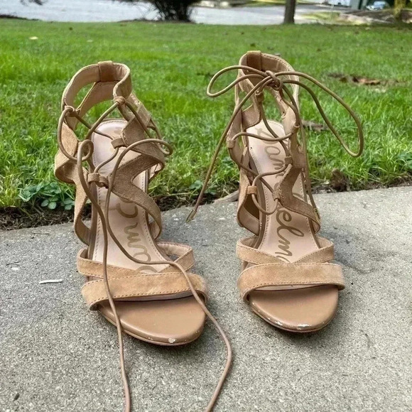 Sam Edelman tie up heels - Picture 6 of 8